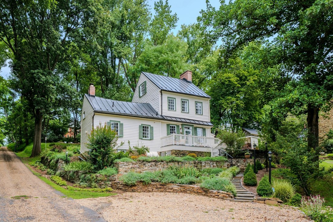 Waterford, Virginia, United States 1 - 18715288