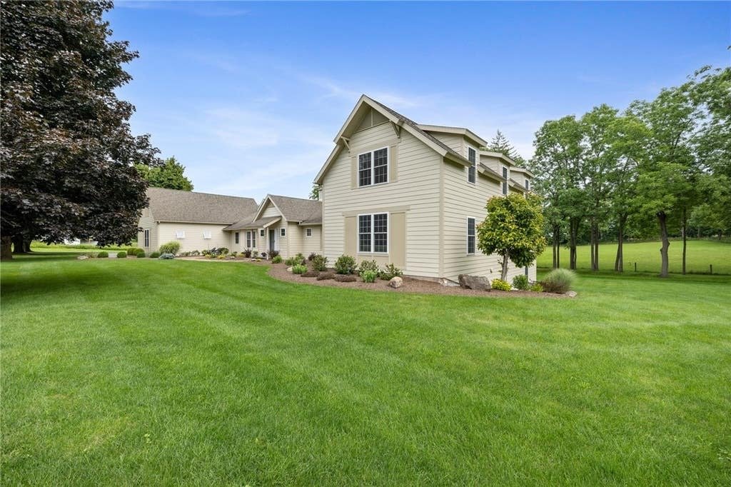 Casa a Pittsford, New York, Stati Uniti 1 - 18715250