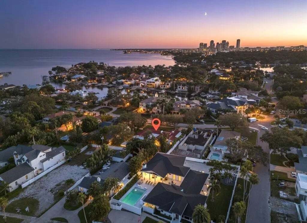House in St. Petersburg, Florida, United States 3 - 18715214