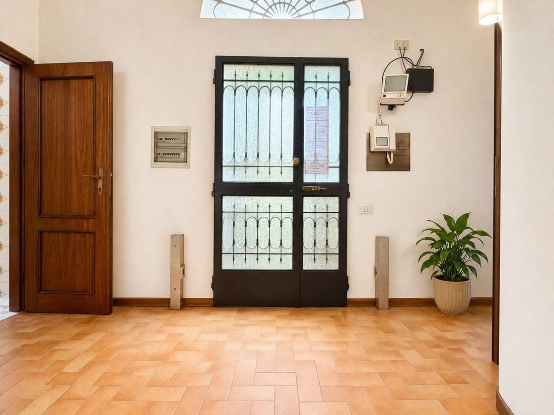 Apartment in Fuori Porta Camollia - Petriccio, Siena, Tuscany 2 - 18715149