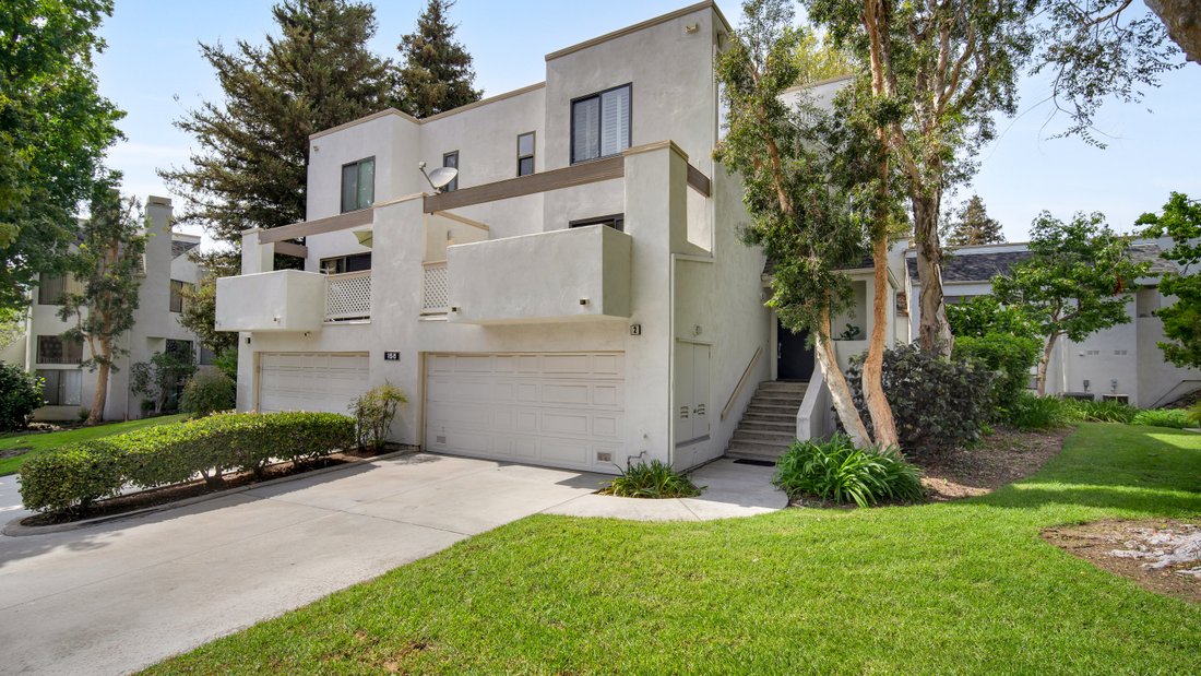 Condo in Orange, California, United States 1 - 18715291