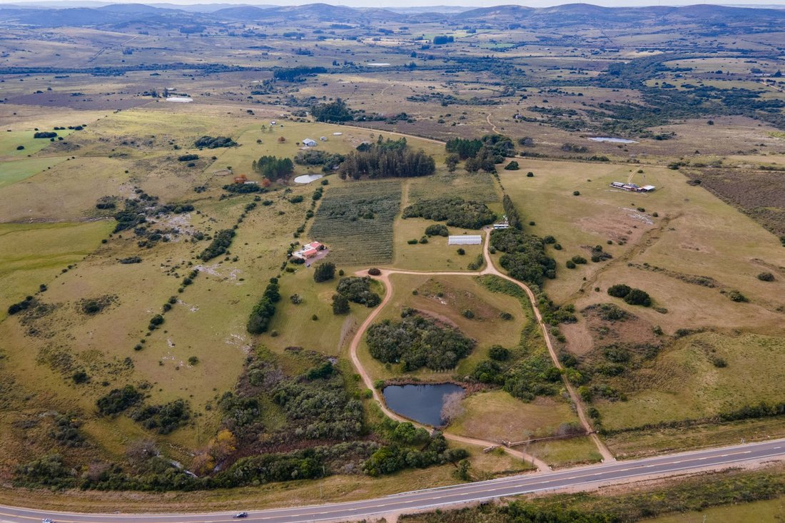 Farm Ranch in San Carlos, Maldonado Department, Uruguay 2 - 18715286