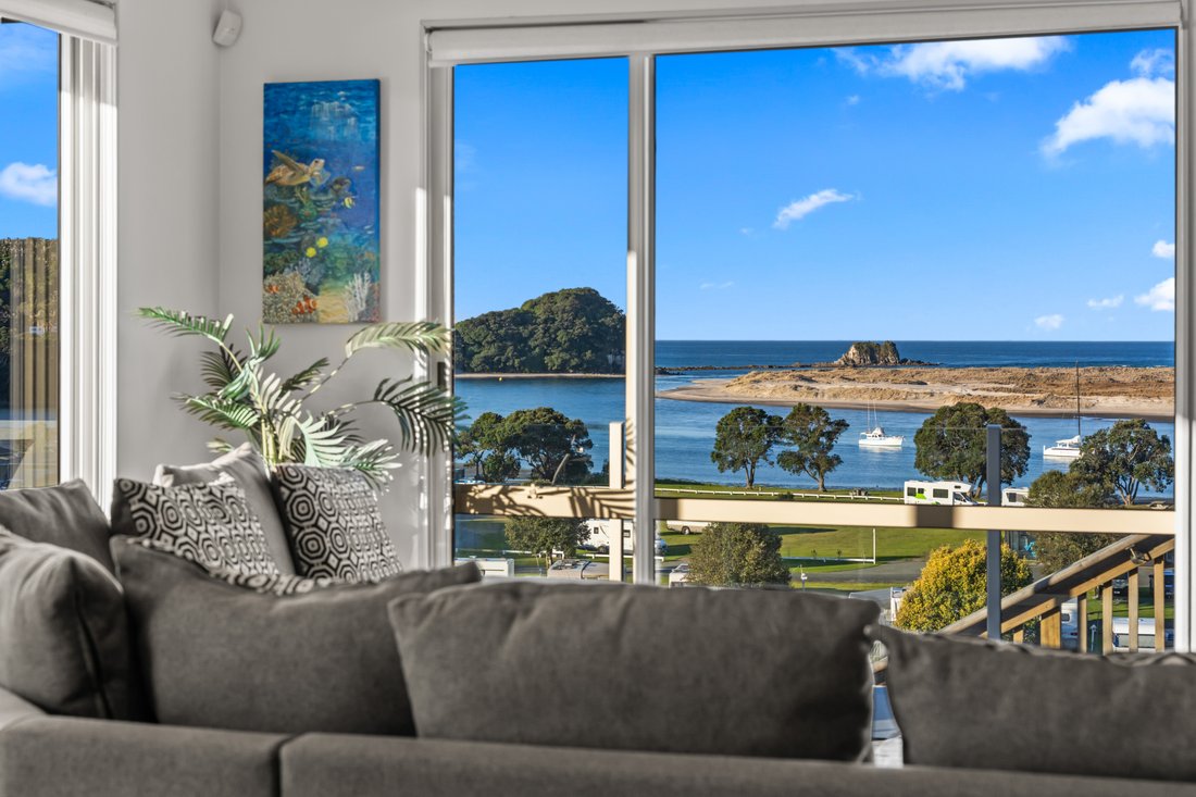Mangawhai Heads, Northland, New Zealand 4 - 18715222