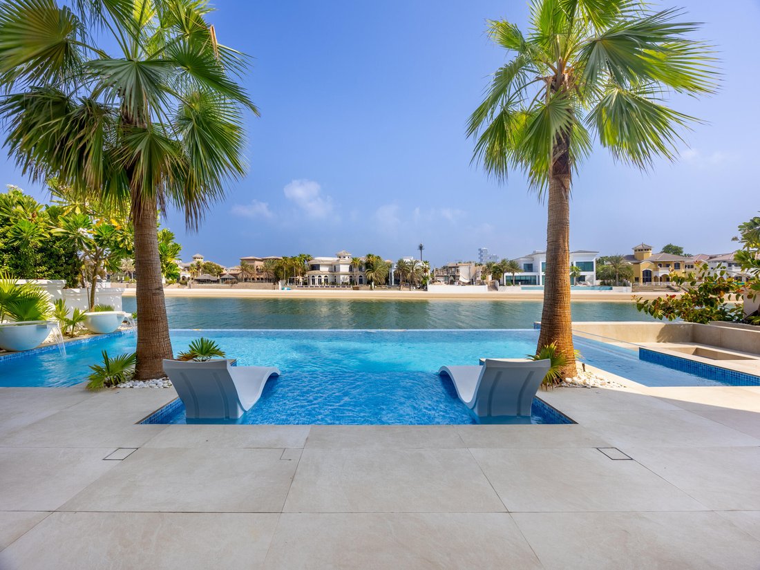 Villa in Palm Jumeirah, Dubai, United Arab Emirates 4 - 18715239