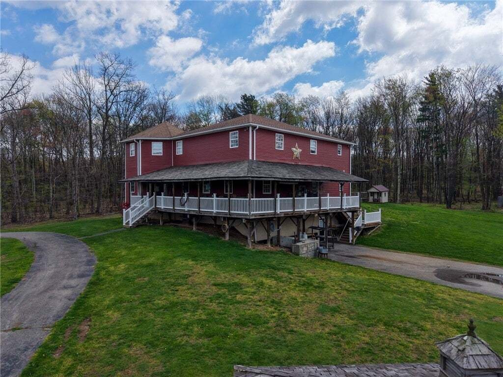 House in Homer City, Pennsylvania, United States 2 - 18715346
