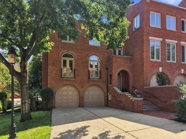 Townhouse in Pittsburgh, Pennsylvania, United States 1 - 18715348