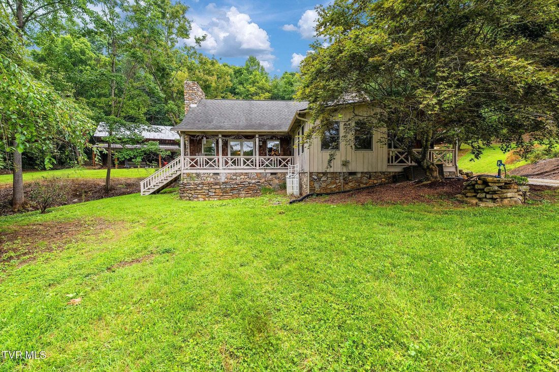 House in Elizabethton, Tennessee, United States 5 - 18715350