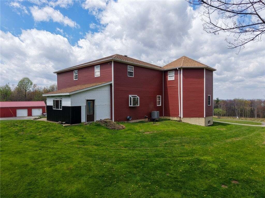 House in Homer City, Pennsylvania, United States 5 - 18715346