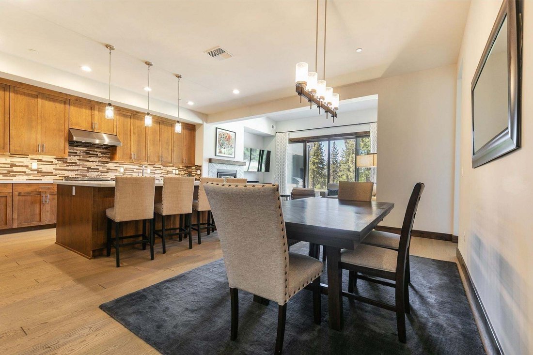 House in Truckee, California, United States 4 - 18094685