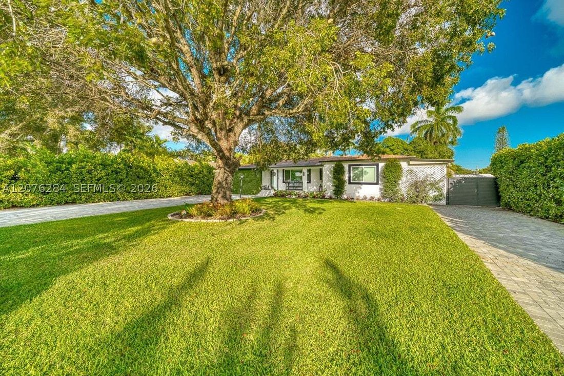 House in Miami, Florida, United States 2 - 18715639