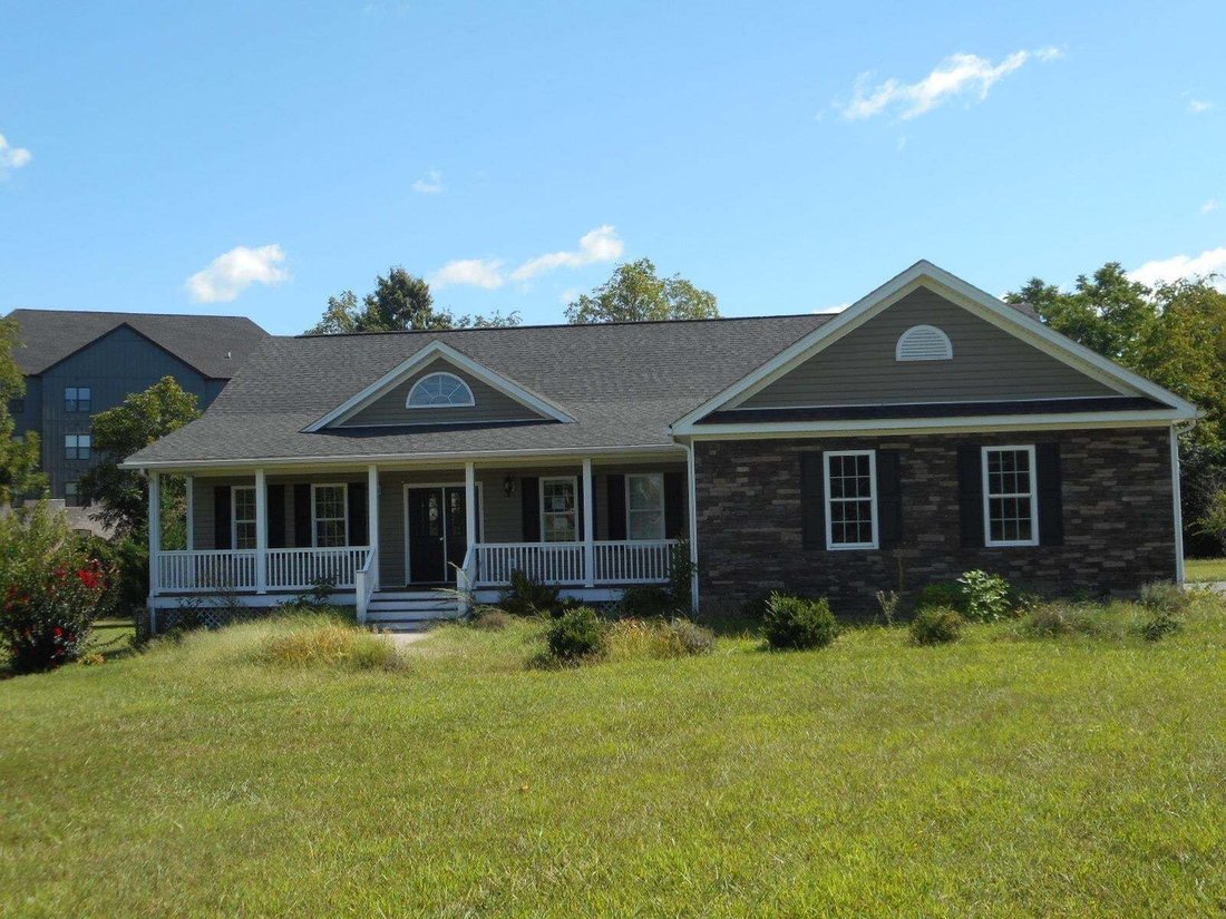 House in Fishersville, Virginia, United States 1 - 18715405