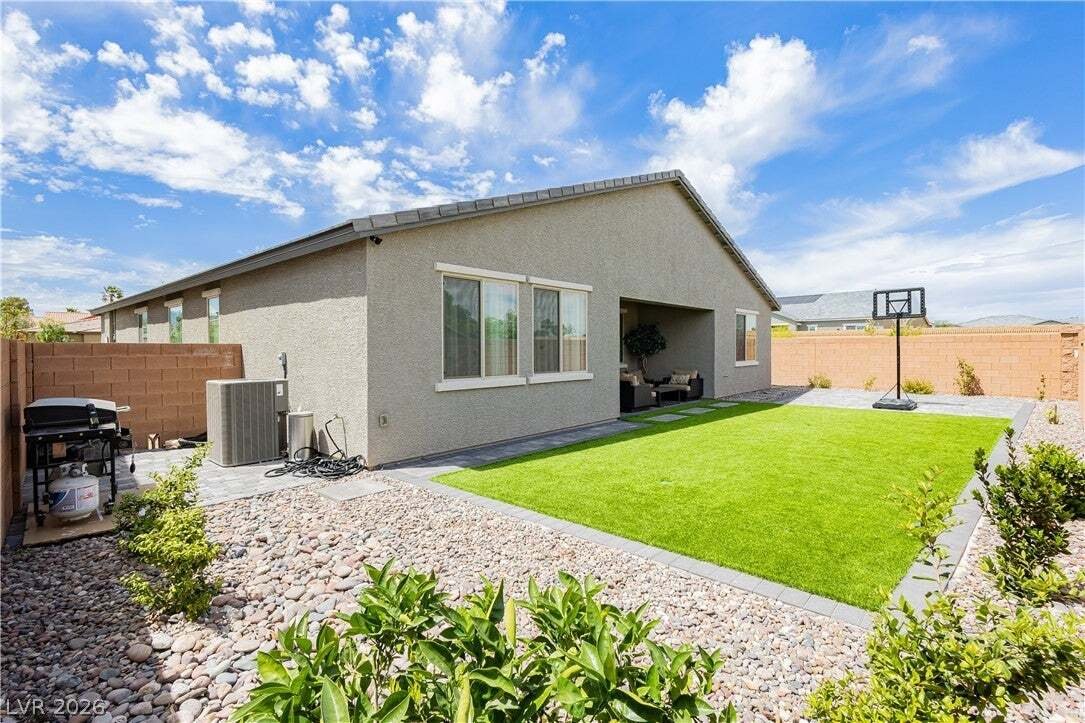 House in Las Vegas, Nevada, United States 4 - 18715463