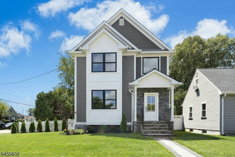 House in Cranford, New Jersey, United States 1 - 18715819