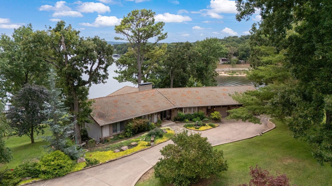 House in Grove, Oklahoma, United States 3 - 18715855
