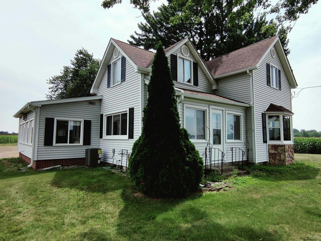 House in Blissfield, Michigan, United States 2 - 18715590