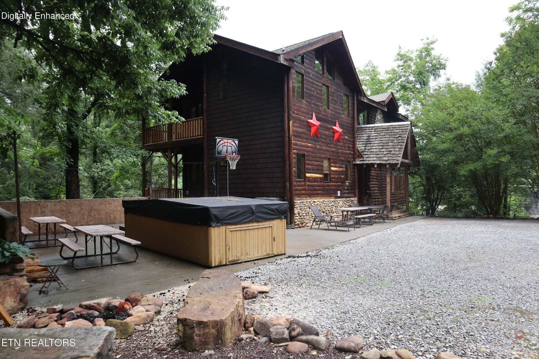 House in Gatlinburg, Tennessee, United States 3 - 18715923