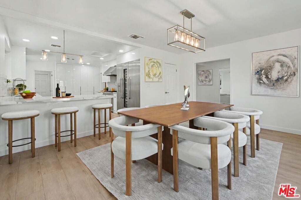 House in Beverly Hills, California, United States 1 - 18715482