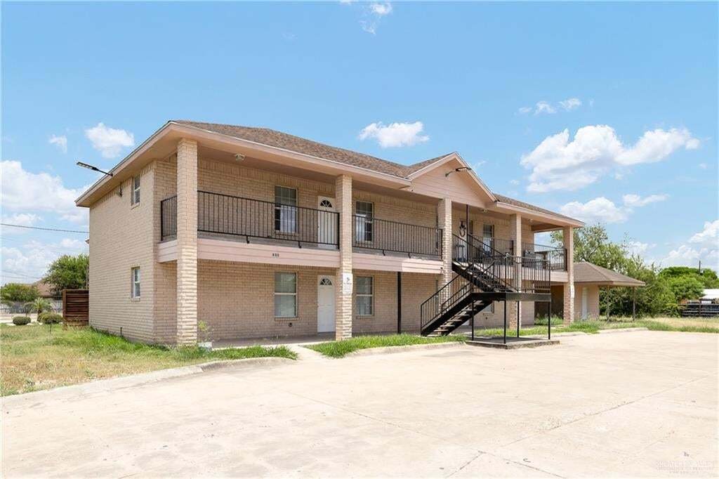 Pharr, Texas, United States 2 - 18715445