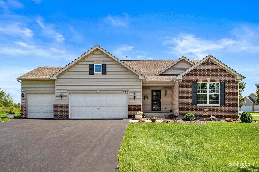 House in Aurora, Illinois, United States 1 - 18715963