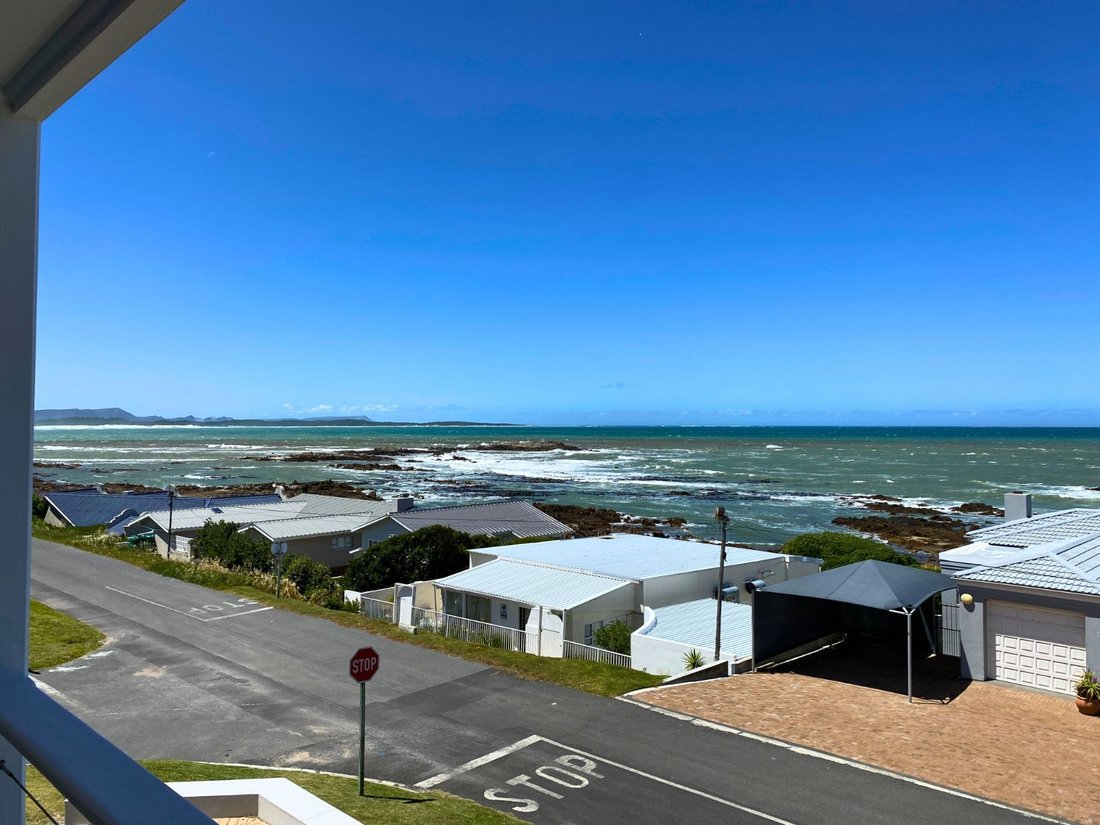 House in Franskraal, Western Cape, South Africa 3 - 18715842