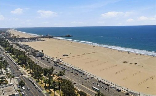 Condo in Santa Monica, California, United States 1