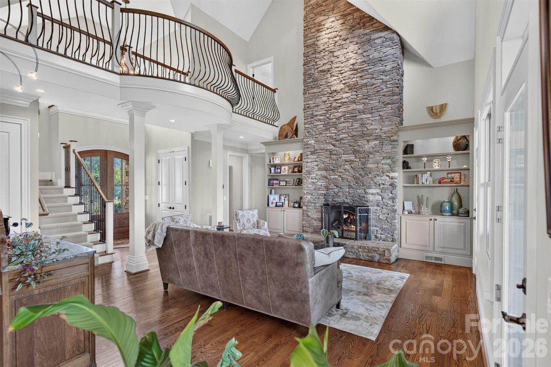 Haus in Hendersonville, North Carolina, Vereinigte Staaten 4 - 18715863