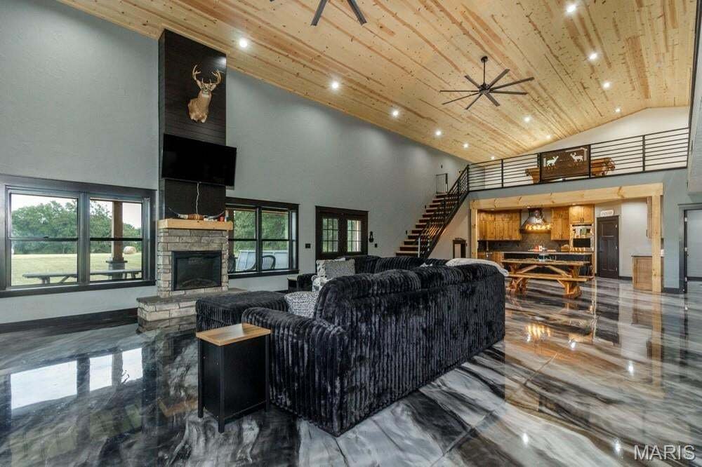 House in Lebanon, Missouri, United States 4 - 18715543