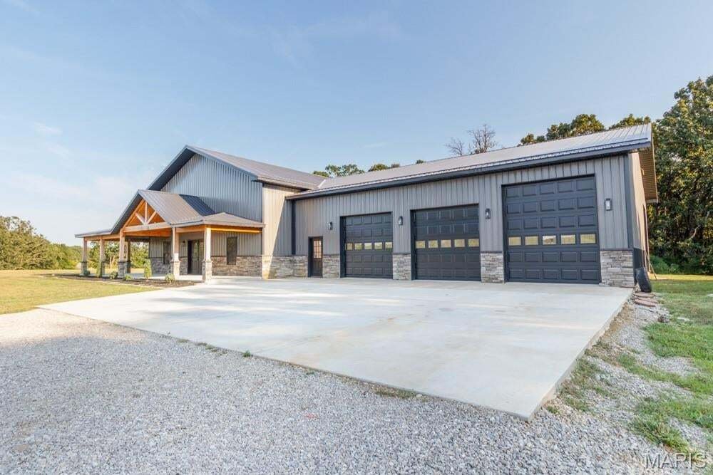 House in Lebanon, Missouri, United States 3 - 18715543