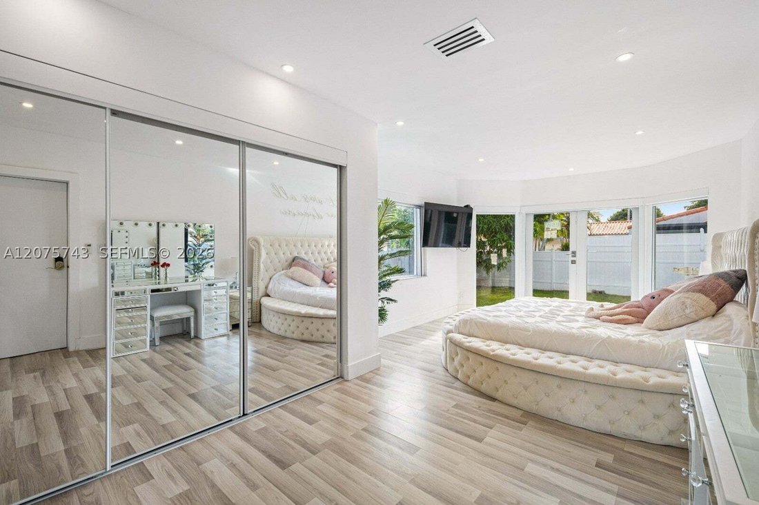House in Miami Beach, Florida, United States 5 - 18715630