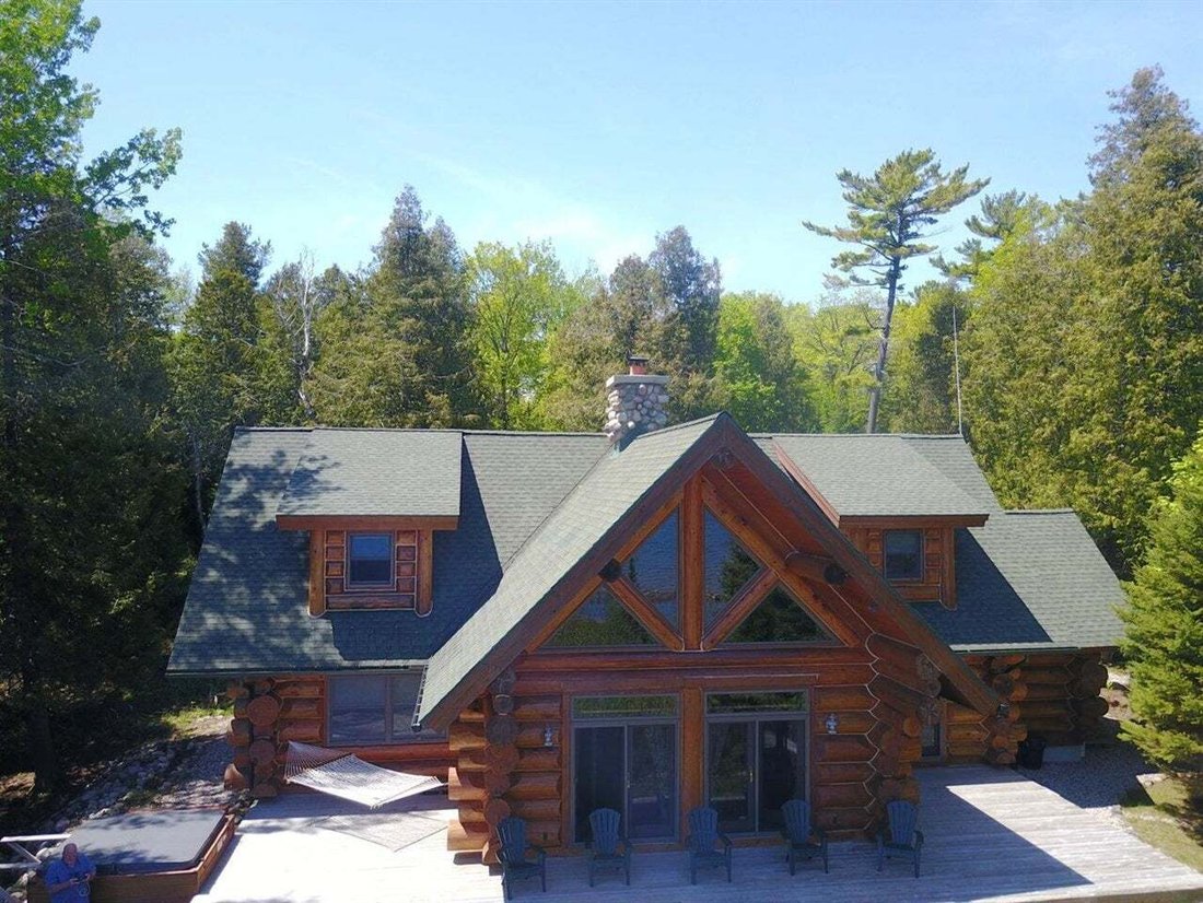 House in Drummond, Michigan, United States 1 - 18715589