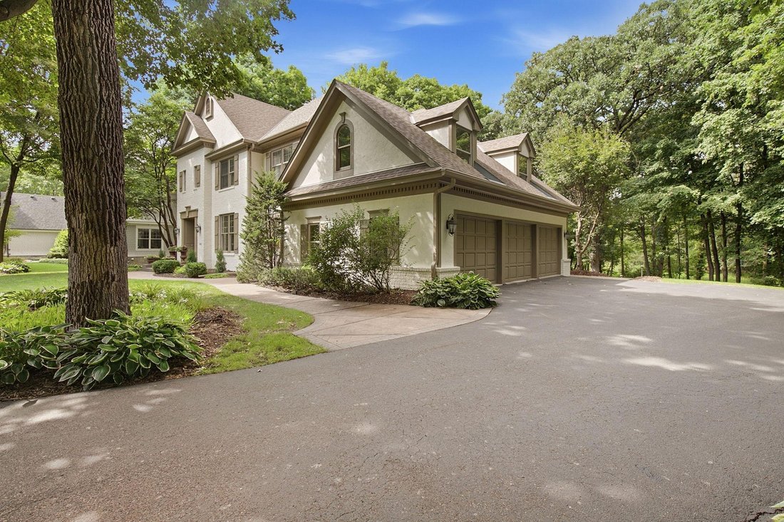 House in Eden Prairie, Minnesota, United States 3 - 18716073