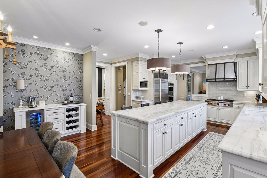House in Eden Prairie, Minnesota, United States 5 - 18716073