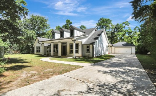 House in Magnolia, Texas, United States 1