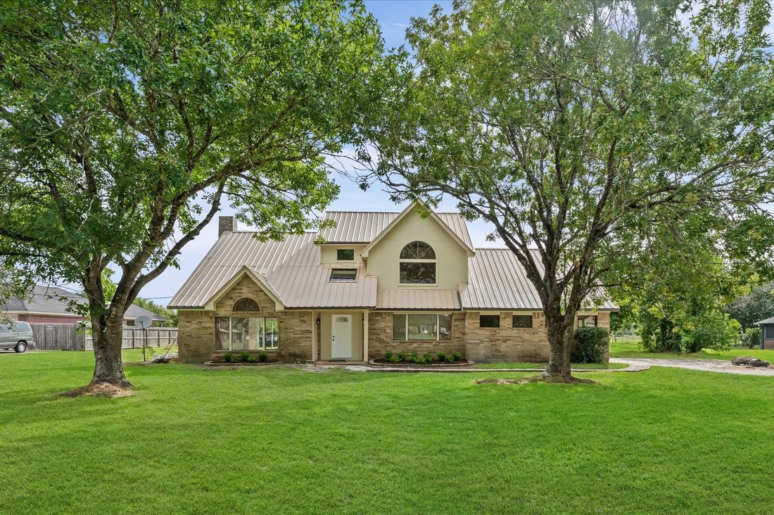 House in Baytown, Texas, United States 2 - 18716035