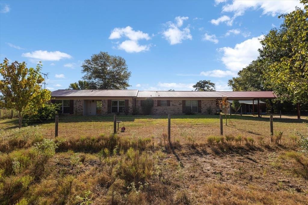 House in Gilmer, Texas, United States 1 - 18716006