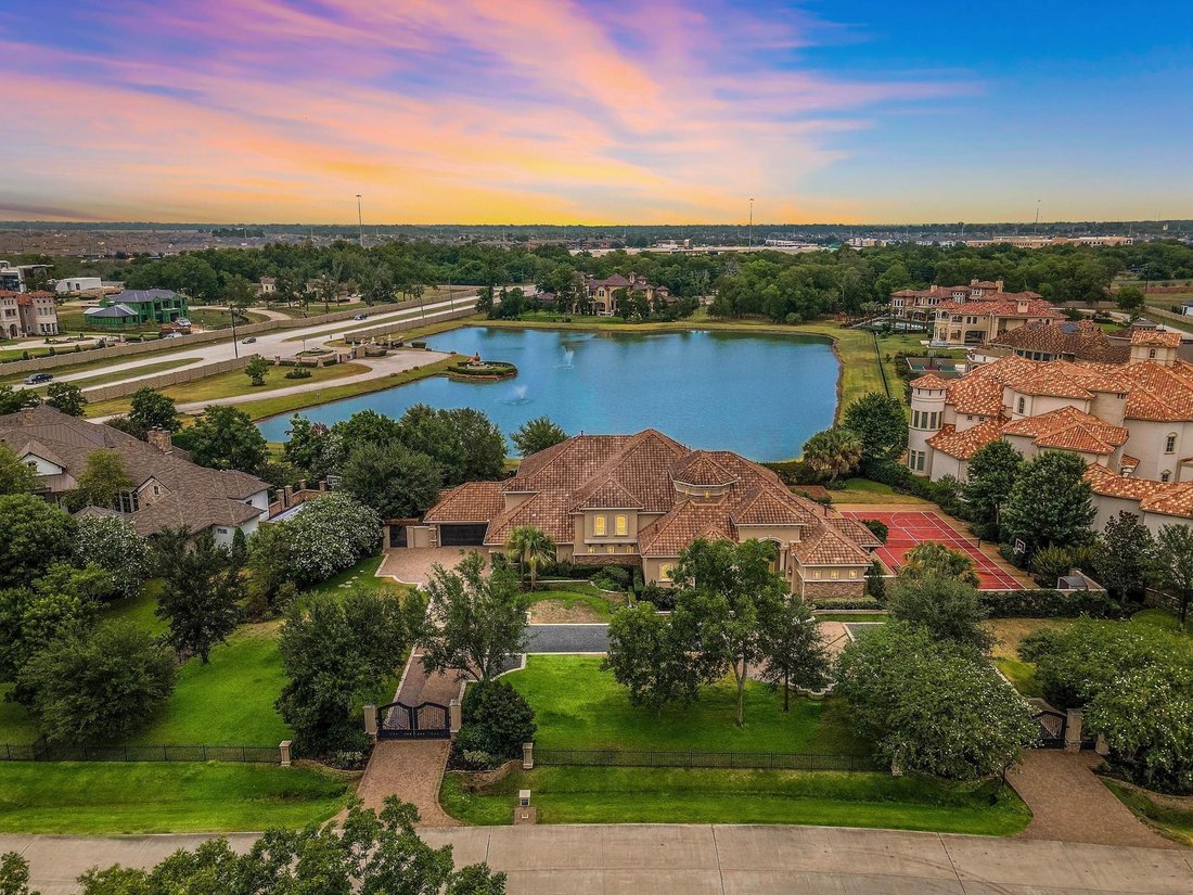 House in Rosenberg, Texas, United States 5 - 18716016