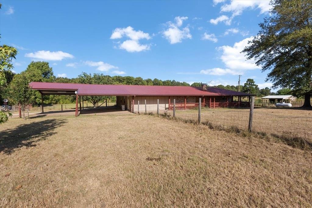 House in Gilmer, Texas, United States 4 - 18716006