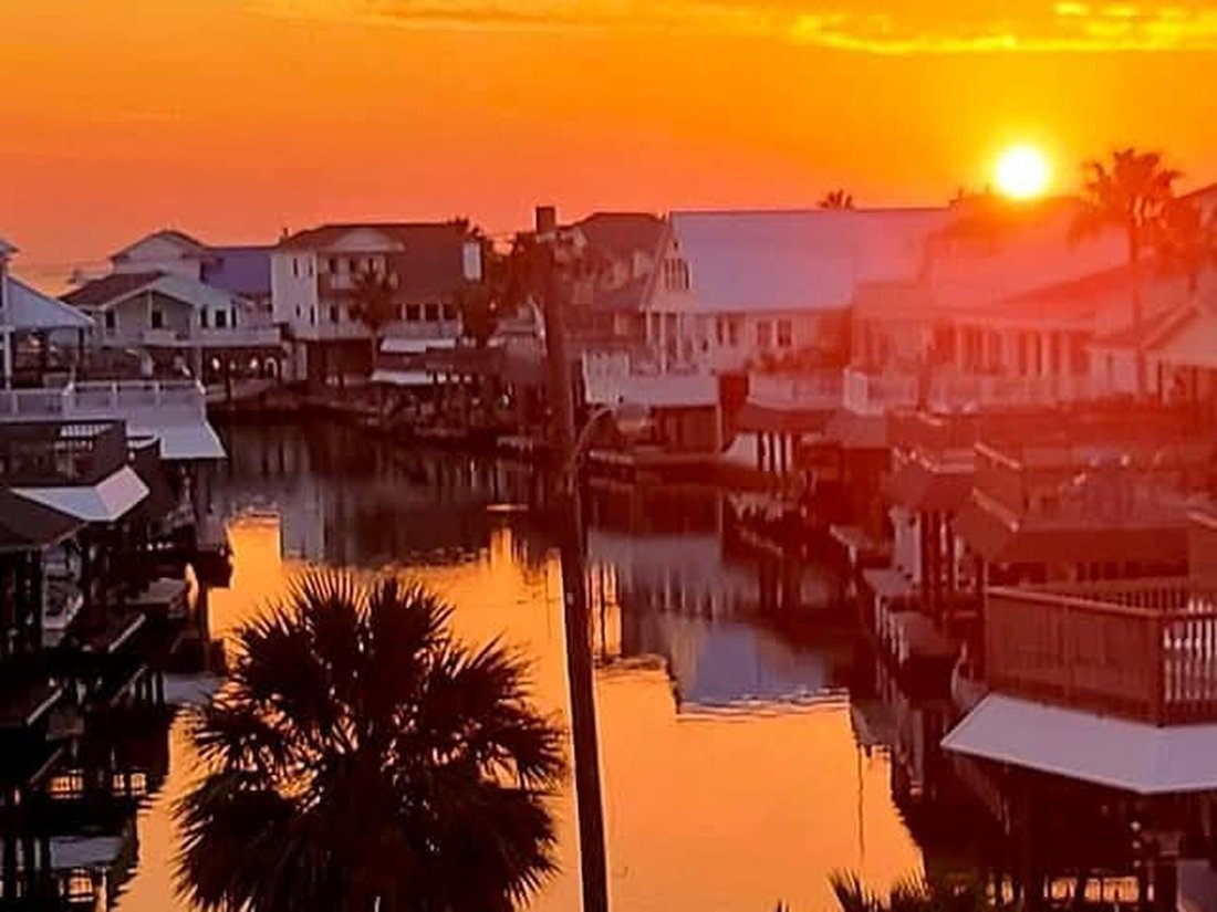 House in Galveston, Texas, United States 3 - 17058458