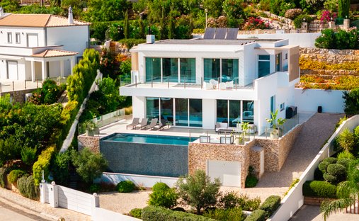 Villa in Santa Barbara de Nexe, Algarve, Portugal 1