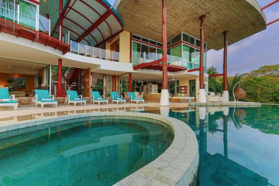 Casa in Quepos, Provincia di Puntarenas, Costa Rica 2 - 17088589