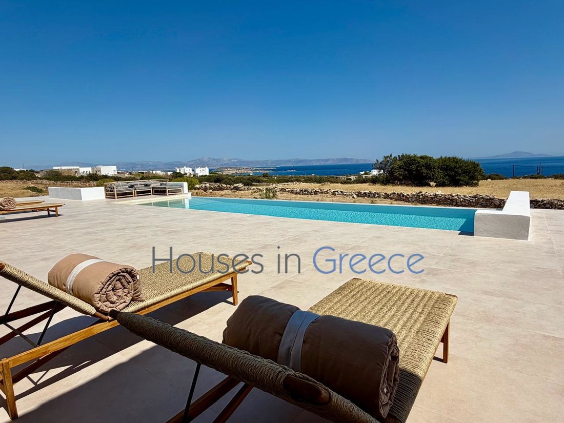 Villa in Paros, Aegean, Greece 1 - 15904192