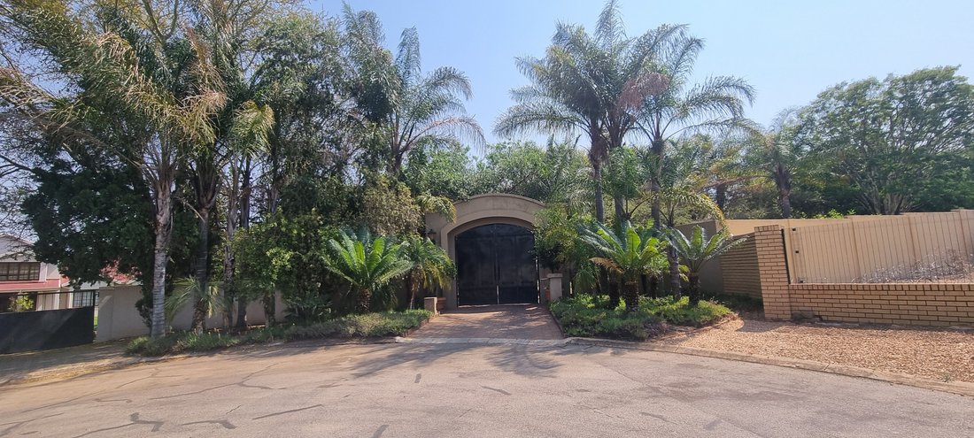 House in Seshego-A, Limpopo, South Africa 3 - 18717607