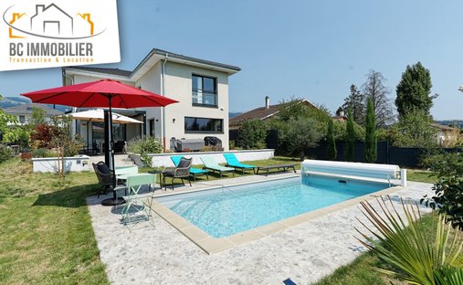 House in Cessy, Auvergne-Rhône-Alpes, France 1