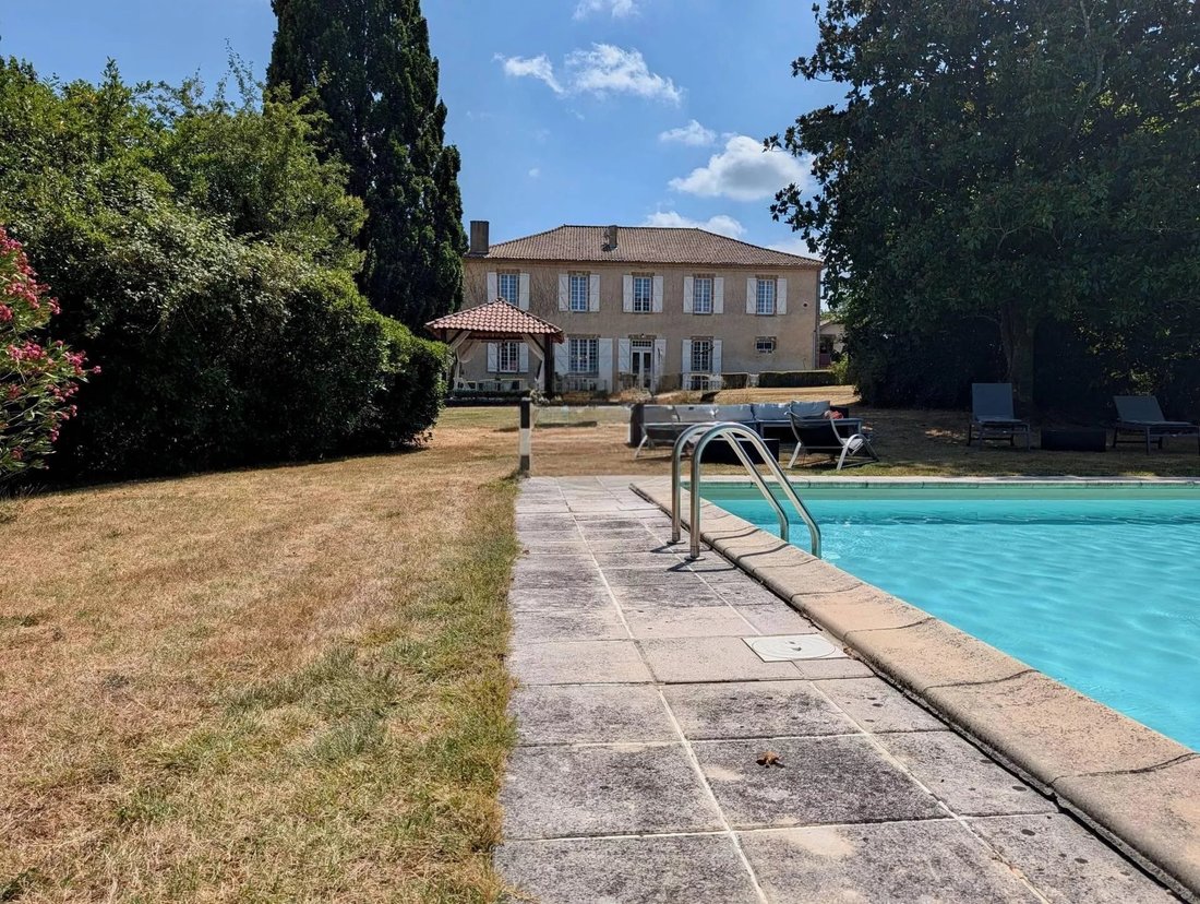 House in Mirande, Occitania, France 5 - 18717268