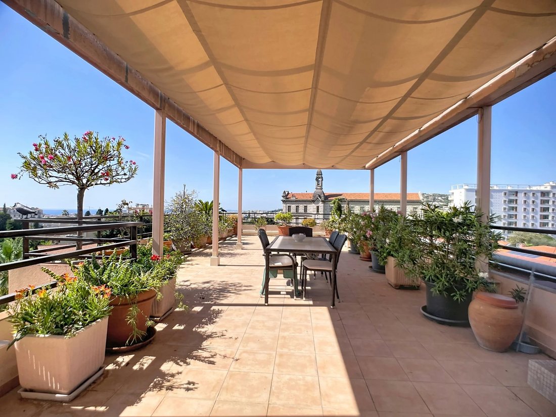 Apartment in Cimiez, Nice, France 1 - 18716949
