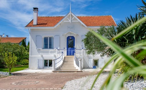 Maison à Centre Ville, Royan, France 1