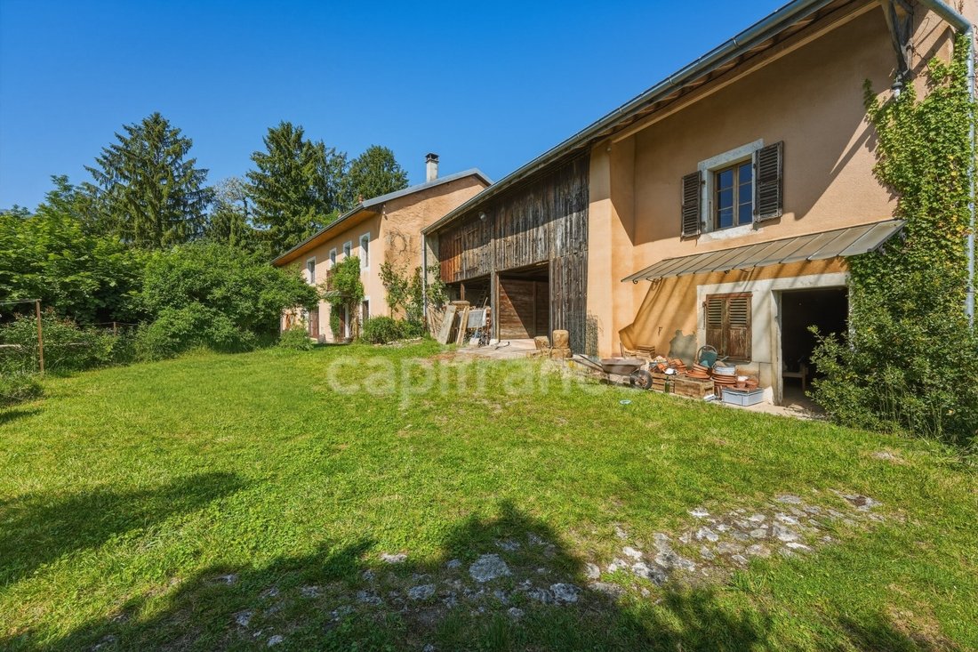 Haus in Peron, Auvergne-Rhone-Alpen, Frankreich 2 - 18717085
