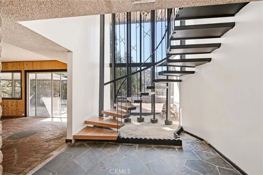 House in Glendale, California, United States 3 - 18719210