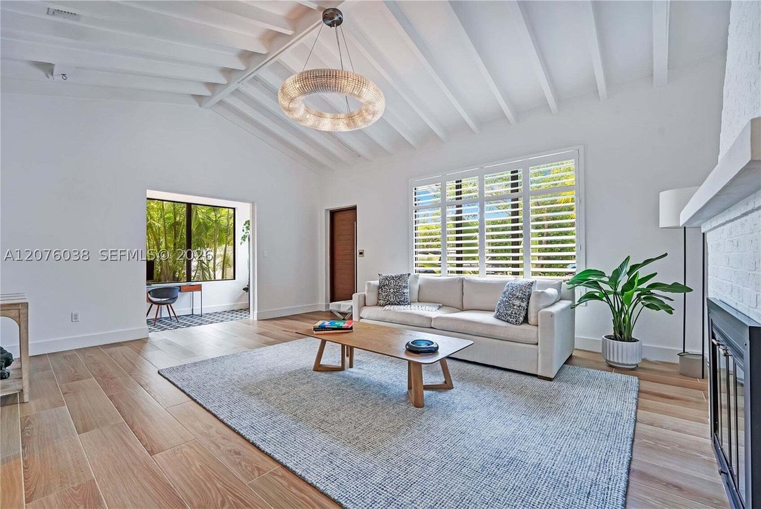 House in Miami, Florida, United States 5 - 18719298