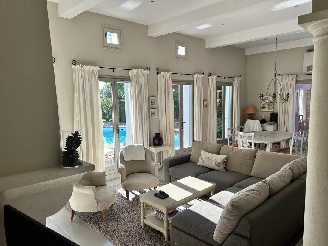 Villa a Mallemort, Provenza-Alpi-Costa Azzurra, Francia 3 - 16822688